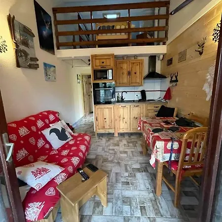 Les Fontanilles Odeillo: South-facing With Free Wi-fi And Parking Font-Romeu-Odeillo-Via