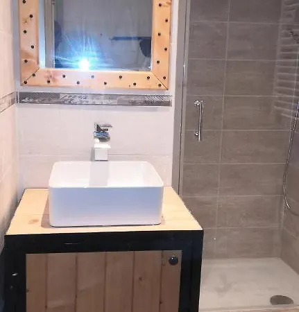 Les Fontanilles Odeillo 60 Wifi & Parking Gratuit Expose Plein Sud & Plein Pied , Draps & Serviettes De Toilettes Non Inclus, Sabanas Y Toallas No Incluidos * Font-Romeu-Odeillo-Via