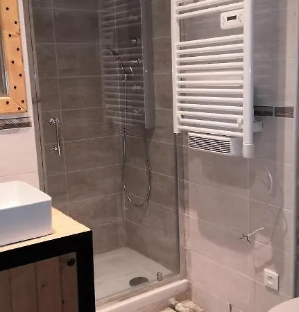 Chalet Les Fontanilles Odeillo: South-facing With Free Wi-fi And Parking Font-Romeu-Odeillo-Via