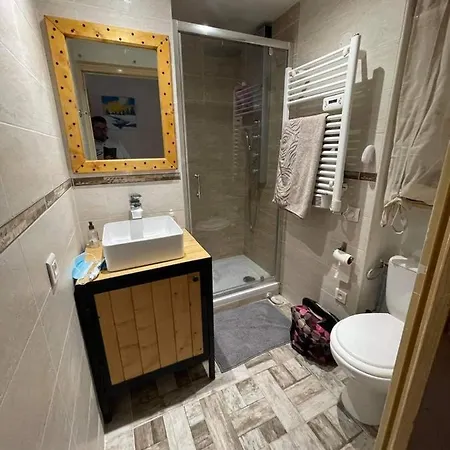 Chalet Les Fontanilles Odeillo: South-facing With Free Wi-fi And Parking Font-Romeu-Odeillo-Via