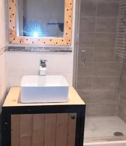 Les Fontanilles Odeillo 60 Wifi & Parking Gratuit Expose Plein Sud & Plein Pied , Draps & Serviettes De Toilettes Non Inclus, Sabanas Y Toallas No Incluidos * Font-Romeu-Odeillo-Via