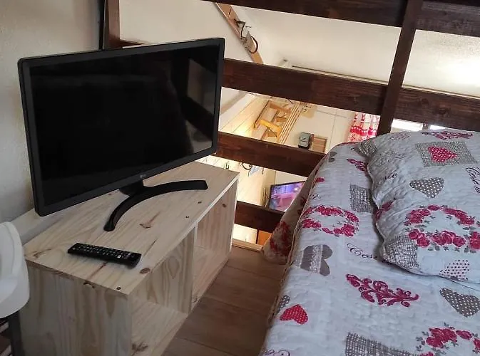 Les Fontanilles Odeillo 60 Wifi & Parking Gratuit Expose Plein Sud & Plein Pied , Draps & Serviettes De Toilettes Non Inclus, Sabanas Y Toallas No Incluidos Dağ evi *